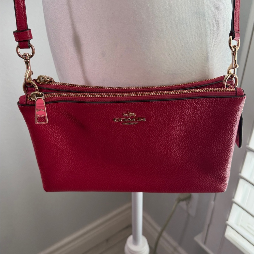 Coach Pebble Leather Cherry red Crossbody Bag - Picture 2 of 12